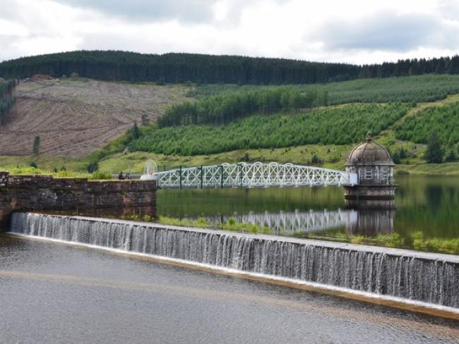 Talla_Reservior Jim_Barton_CC_BY-SA_2.0 6587664_918176b6